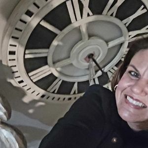 Meet your Posher, Holli